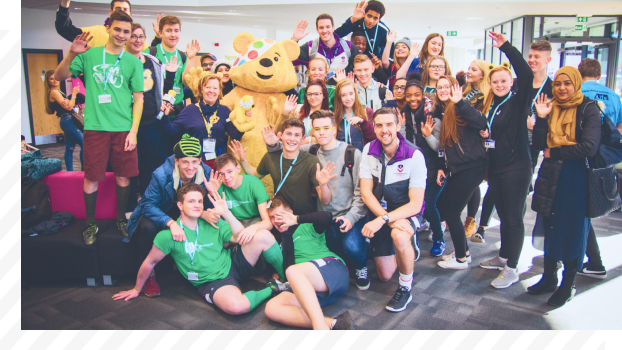 Students with Pudsy Bear