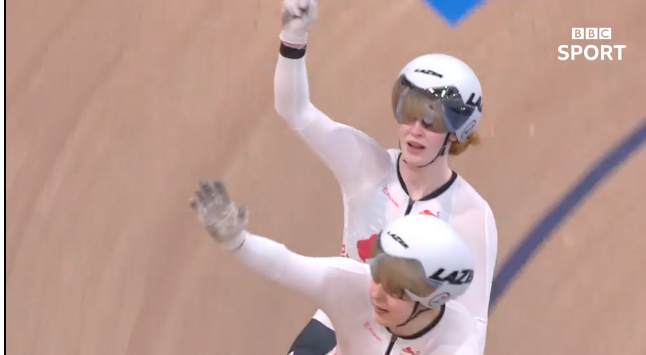 Commonwealth Games 2018: England cyclist Sophie Thornhill claims gold 