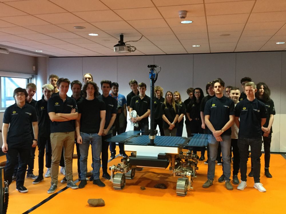 Life on Mars rover introduced to Loughborough College Space students 
